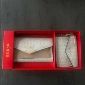 Guess Tan and Cream Wallet Set